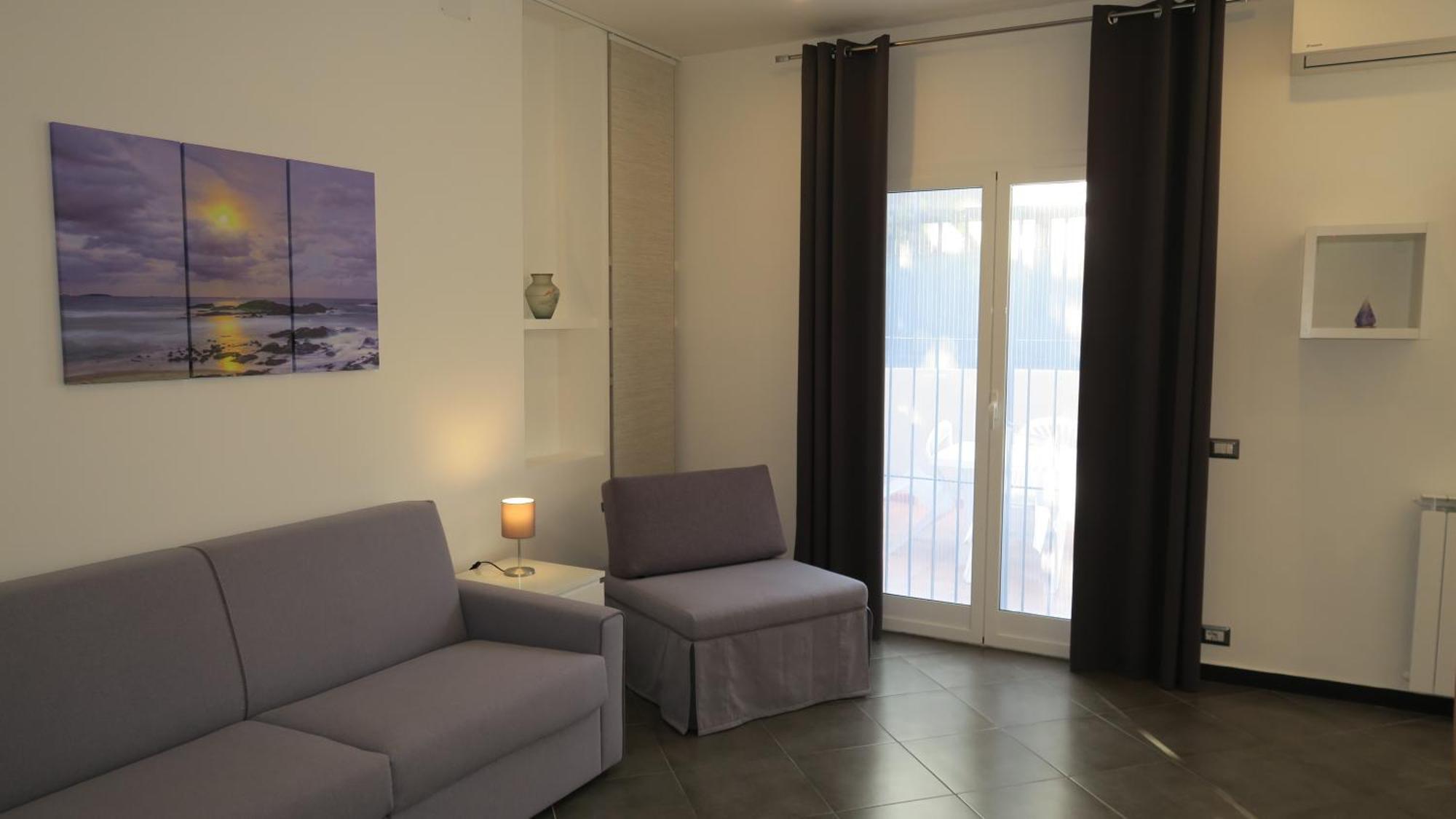 Karina, To The Beach With Terrace And Private Parking Savona Kültér fotó